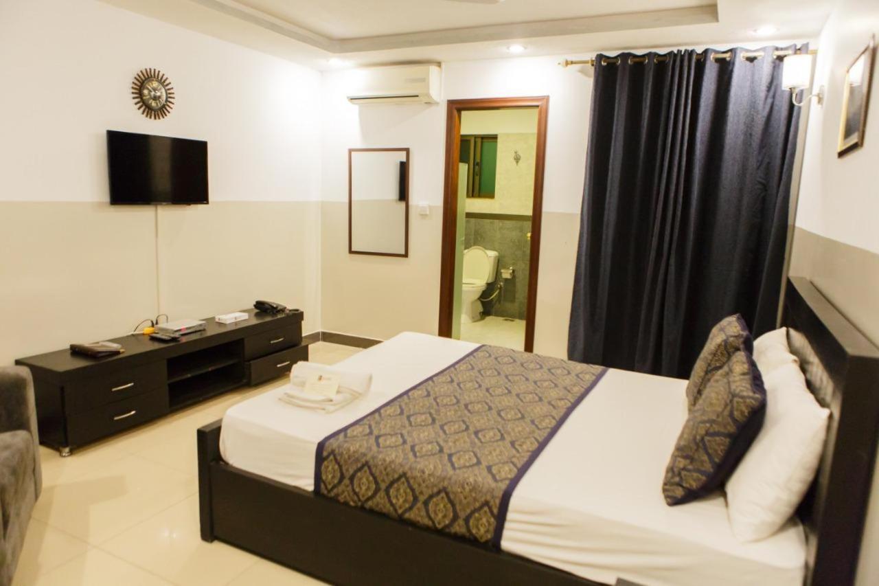 Esquire Hotels & Apartments Rawalpindi Extérieur photo