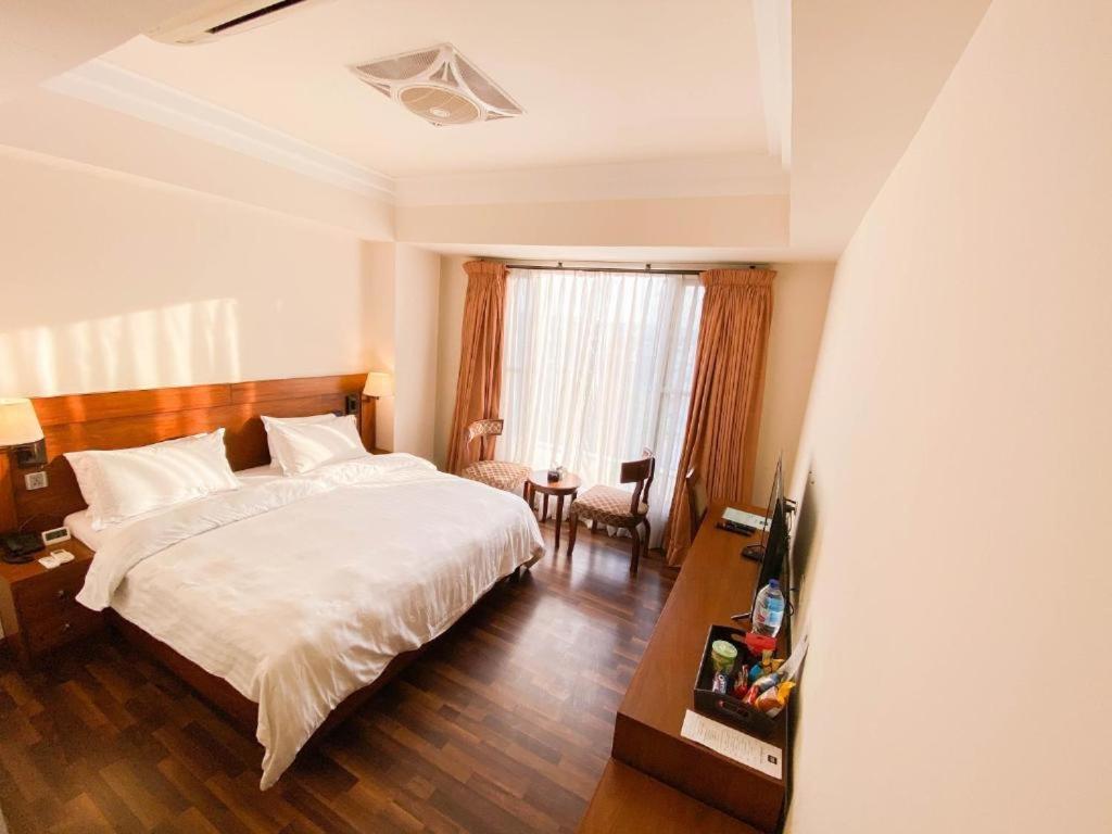 Esquire Hotels & Apartments Rawalpindi Extérieur photo