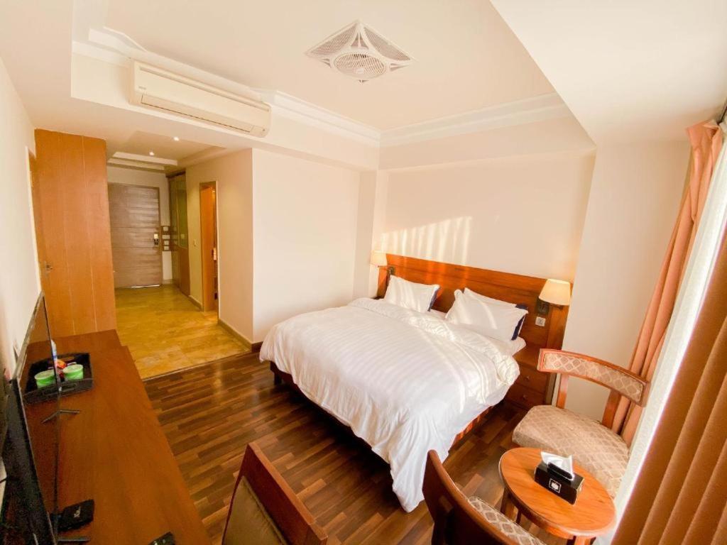 Esquire Hotels & Apartments Rawalpindi Extérieur photo