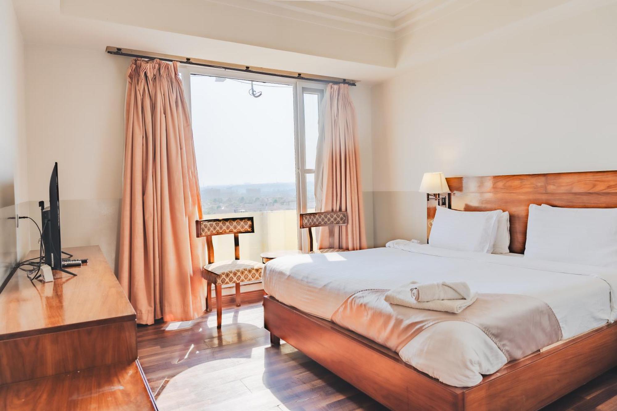 Esquire Hotels & Apartments Rawalpindi Extérieur photo