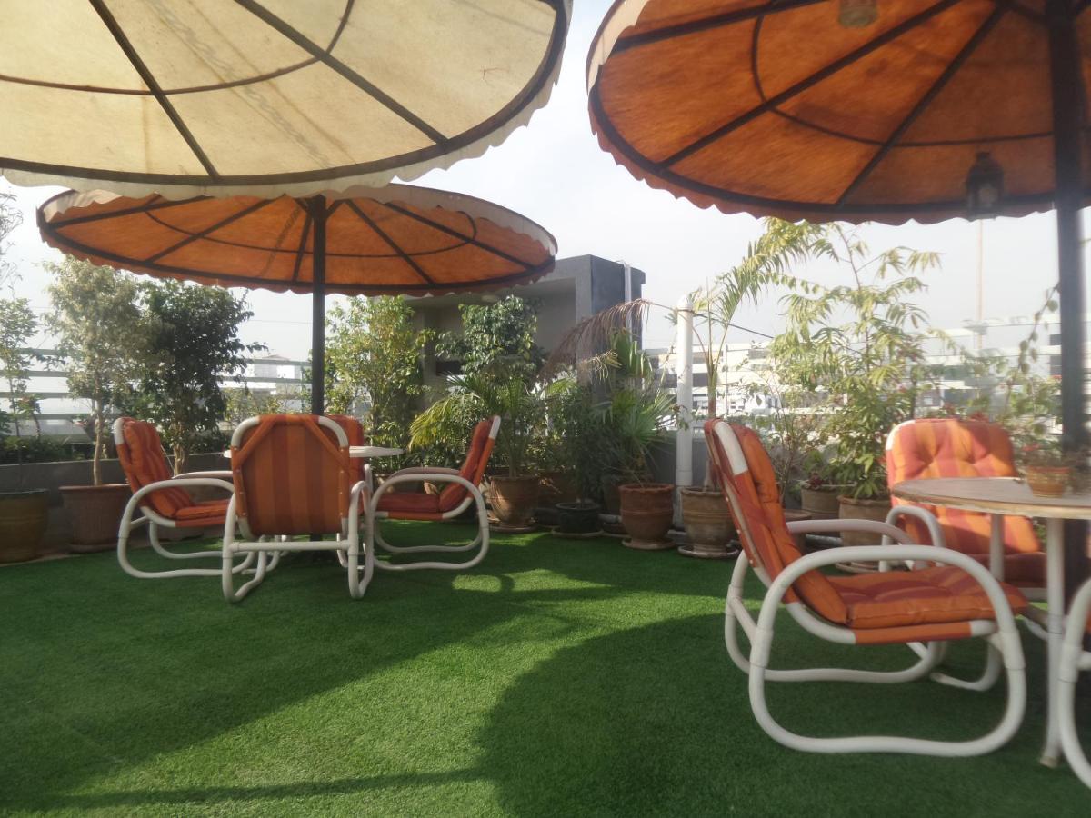 Esquire Hotels & Apartments Rawalpindi Extérieur photo